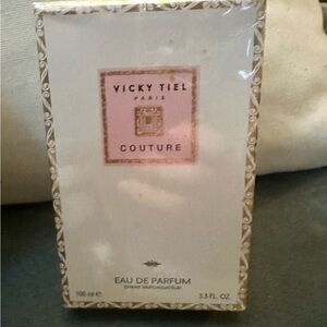 VICKY TIEL COUTURE WOMENS 3.3 OZ EAU DE PARFUM SPRAY- RARE NEW IN BOX AND WRAP
